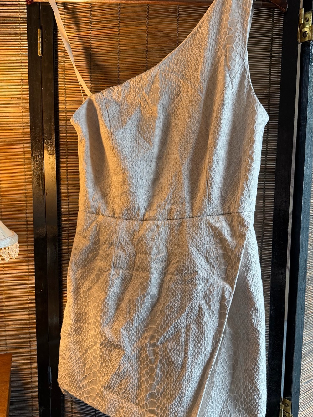 Judith March Size M Cream Snakeskin One Shoulder Asymmetrical Skirted Romper